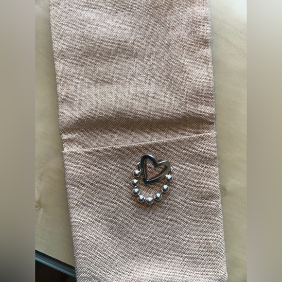 Gucci Beaded Chain Heart Ring Sterling Silver Size 6 - Picture 2 of 7